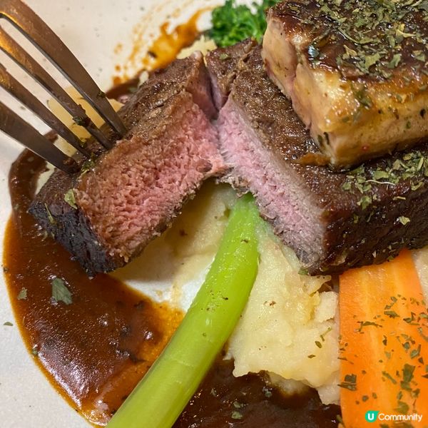 海之戀商場西餐廳👩🏻❤️👨🏻💕自家製芝士蛋糕🍰