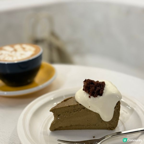 希慎新開勁流心焙茶芝士蛋糕 超靚拉花