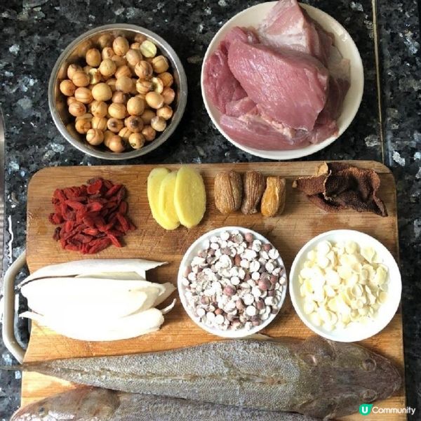 淮山蓮子茨實牛鰍魚瘦肉湯
