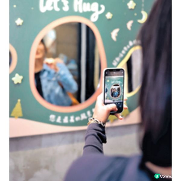 有請小鳳豬!港豬聖誕畫展 鼓勵 佳節好好擁抱