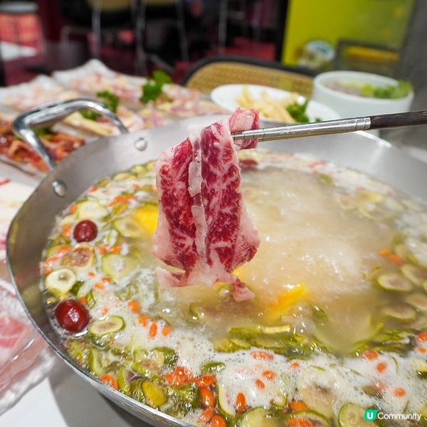 尖沙咀新開火鍋🍲主打現切牛肉､生猛海鮮🦞