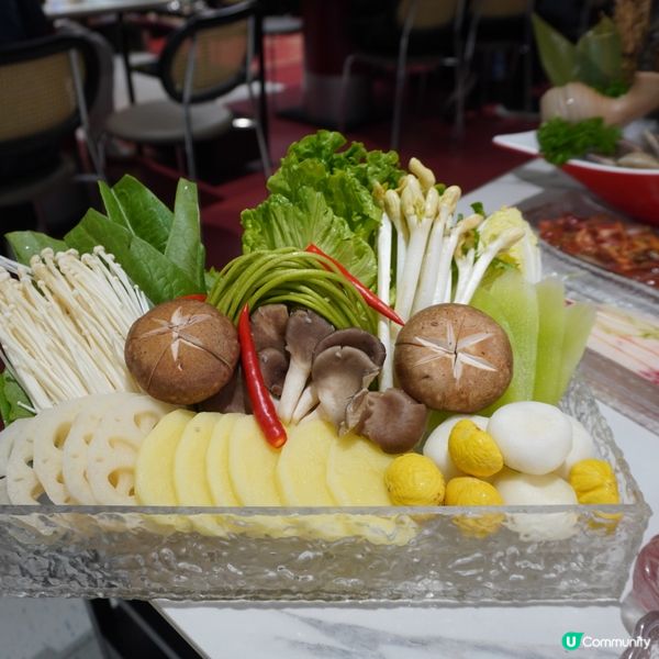 尖沙咀新開火鍋🍲主打現切牛肉､生猛海鮮🦞