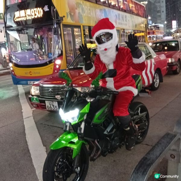 聖誕老人揸電單車？！🎅🏍️