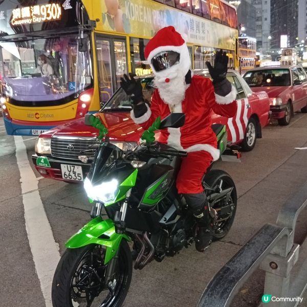 聖誕老人揸電單車？！🎅🏍️