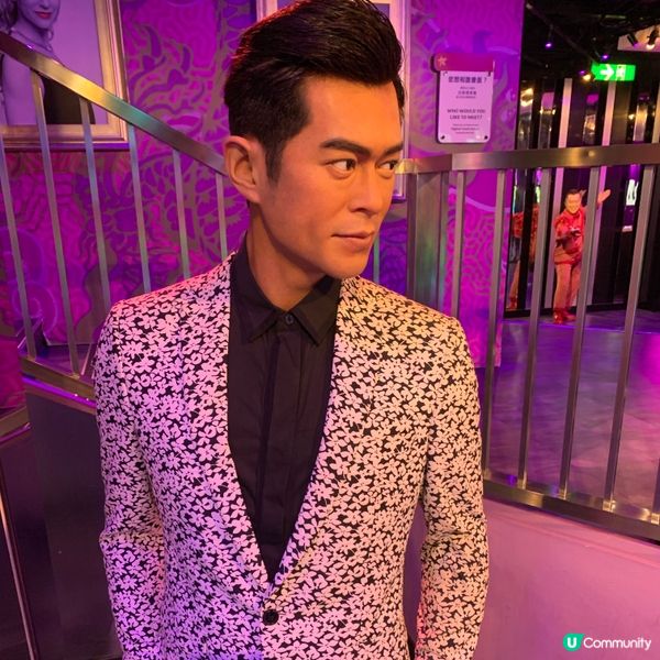 ## 📸 香港杜莎夫人蠟像館，同巨星影合照！🤩