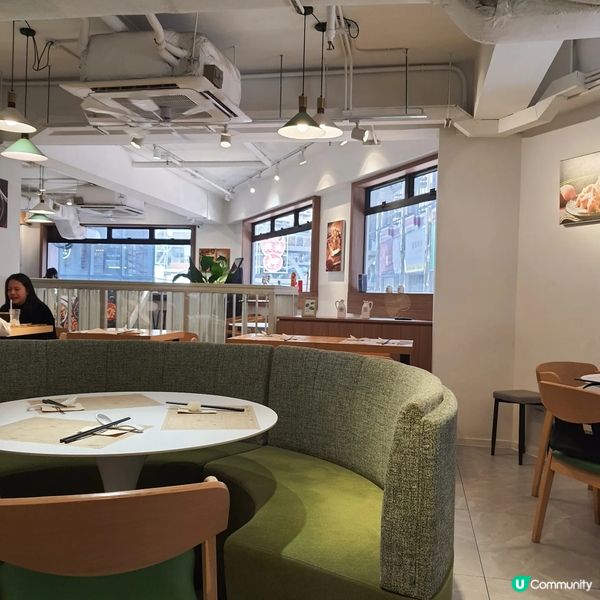 銅鑼灣樓上新加坡菜