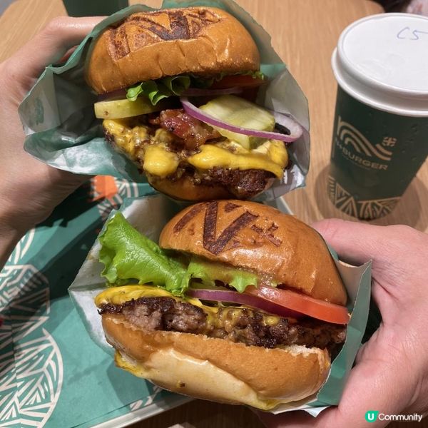 好似置身於🥰啟德舊機場嘅漢堡包店