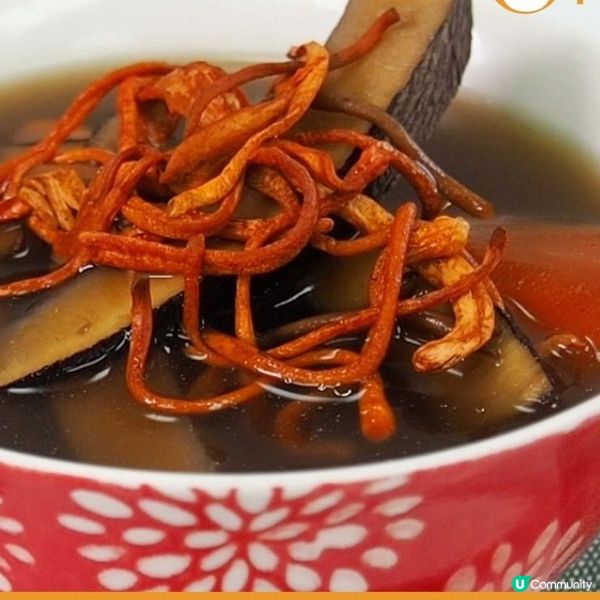 蟲草花椰子海底椰湯