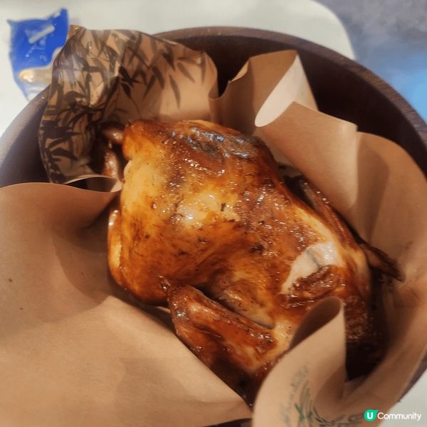 這間是綠茶餐廳，材料新鮮好味，值得推介，環境優雅，價錢合理