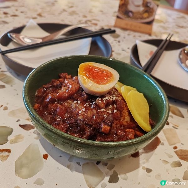 和妹妹去臺北棧慶祝聖誕，食到停唔到口