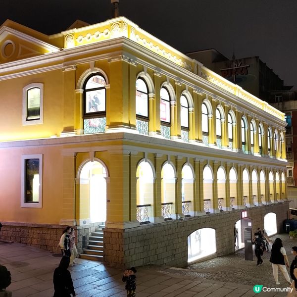 澳門必去大三巴Uniqlo🤩五層樓任你行都唔會厭💜