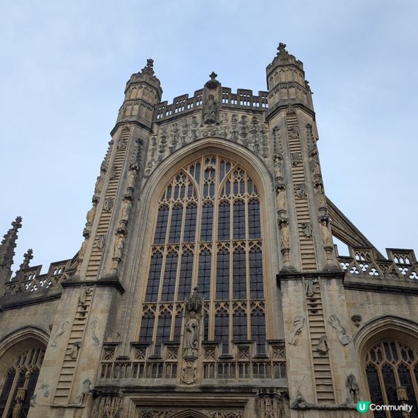 🐤巴斯大教堂Bath Abbey：哥德式建築的璀璨瑰寶