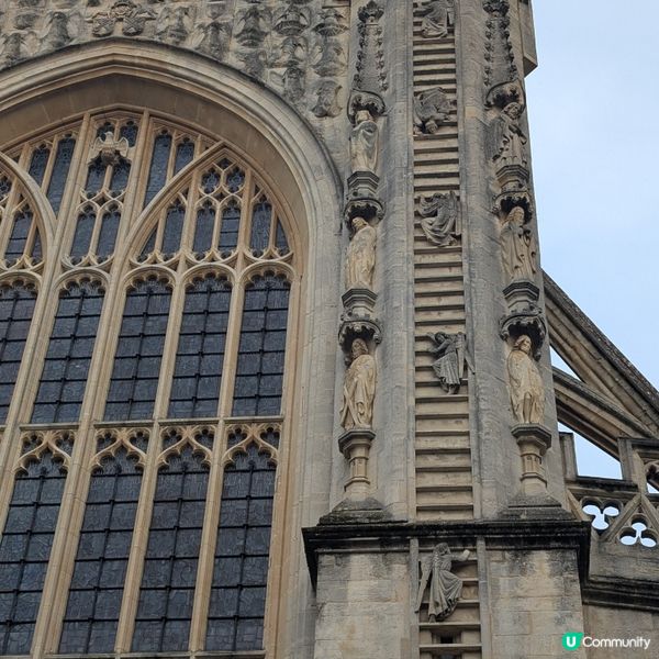 🐤巴斯大教堂Bath Abbey：哥德式建築的璀璨瑰寶