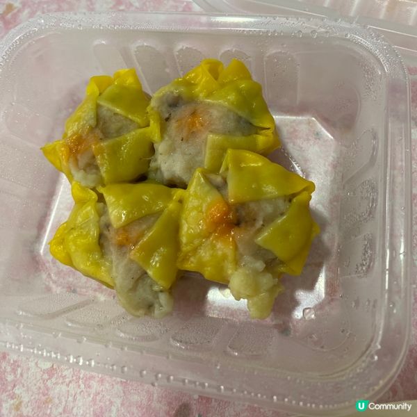 除咗小食檔嘅魚肉燒賣或者7–11嘅魚肉燒賣,另外包點先生都有...