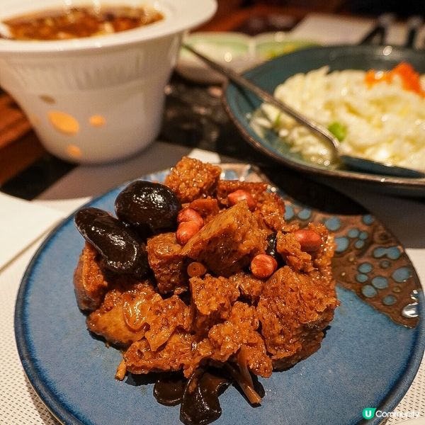 位於尖沙咀海港城港威的个園竹語🎋主打食上海淮揚菜,走中高檔路...