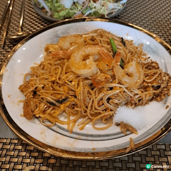 這間蝴蝶泰超便宜和食物質素好。半自助午餐超底食。幫襯過幾次。...