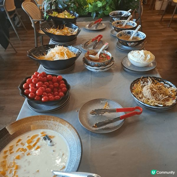 這間蝴蝶泰超便宜和食物質素好。半自助午餐超底食。幫襯過幾次。...