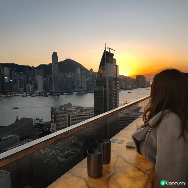 位於isquare 30樓南海一號內嘅eye bar, 下午...