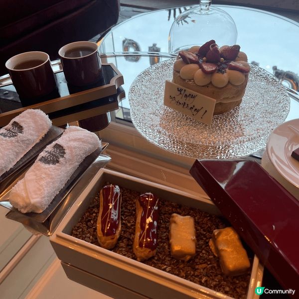 澳門萊佛士酒店慶祝生日 酒店管家免費佈置房間 準備蛋糕以及水...