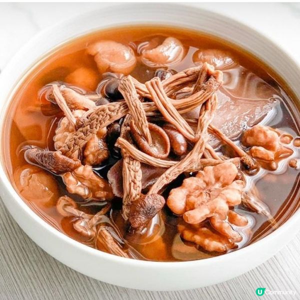 茶樹菇黑豆合桃湯