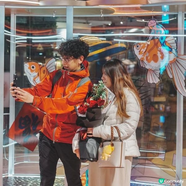 朗豪坊《魚樂甜蜜園遊晚會》及白紙市集 