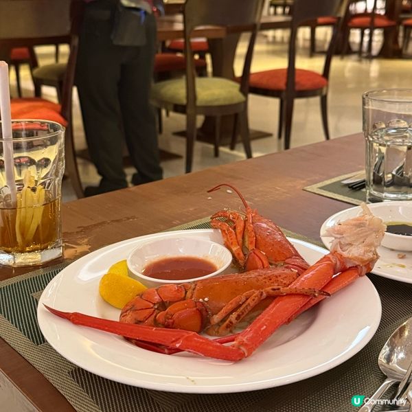 同屋企人去Cafe Marco食自助晚餐😻