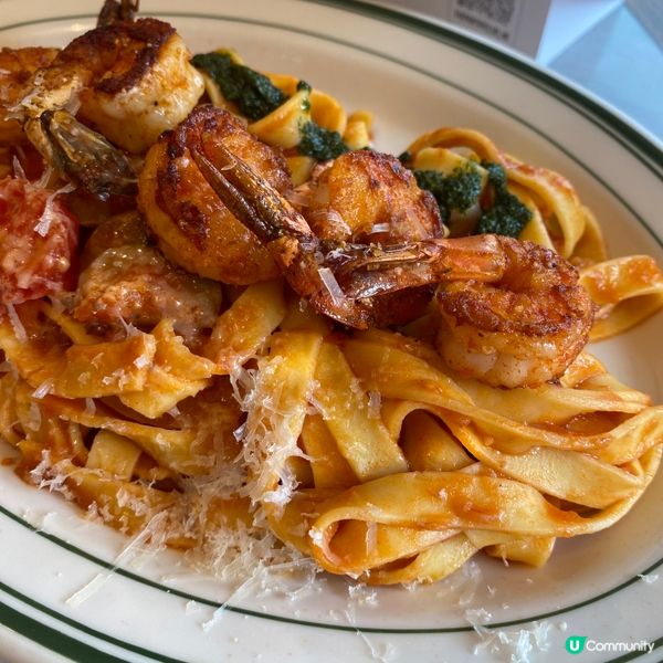 望住最新落成嘅啟德運動場🏟️一邊嘆美食😋