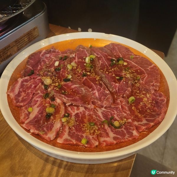 炮台山韓國餐廳靚仔店員😍  烤牛肉拼盤必試🤤