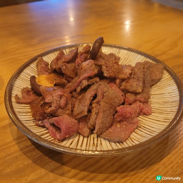 炮台山韓國餐廳靚仔店員😍  烤牛肉拼盤必試🤤