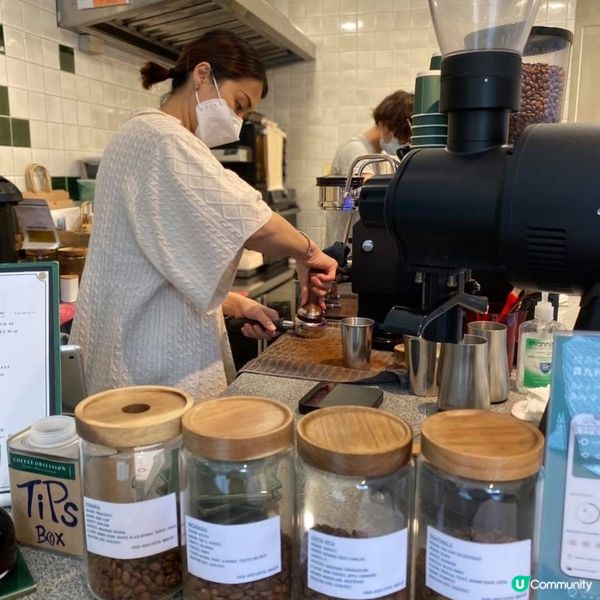 炮台山小巷內的精品咖啡店