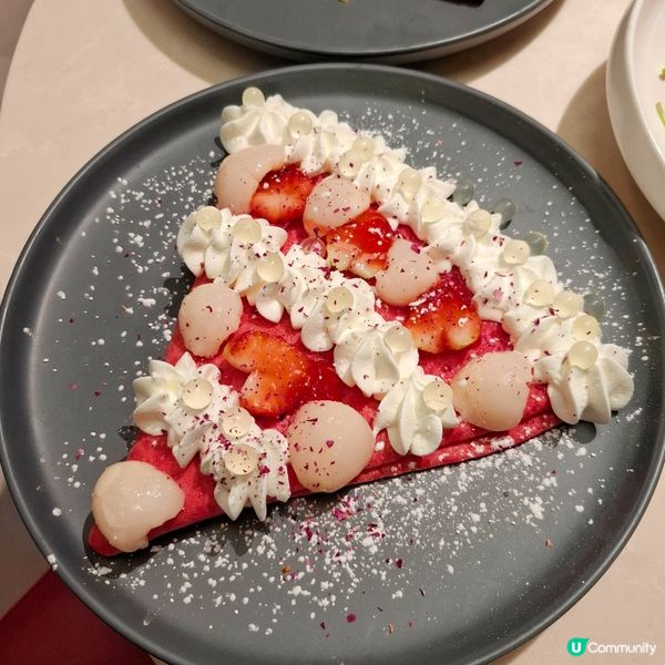 置身玻璃屋，歎爆餡可麗餅