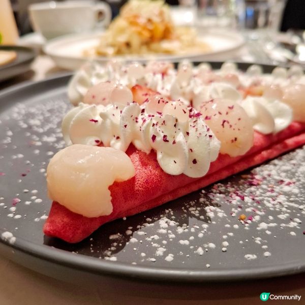 置身玻璃屋，歎爆餡可麗餅