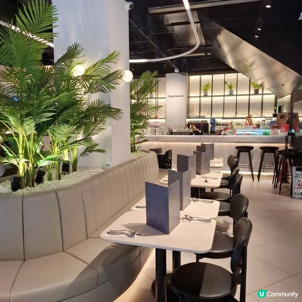 置身玻璃屋，歎爆餡可麗餅