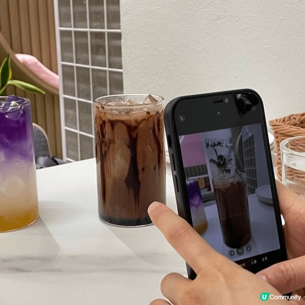 無論何時何地 我同朋友家人但都想飲飲飲開心 ;)