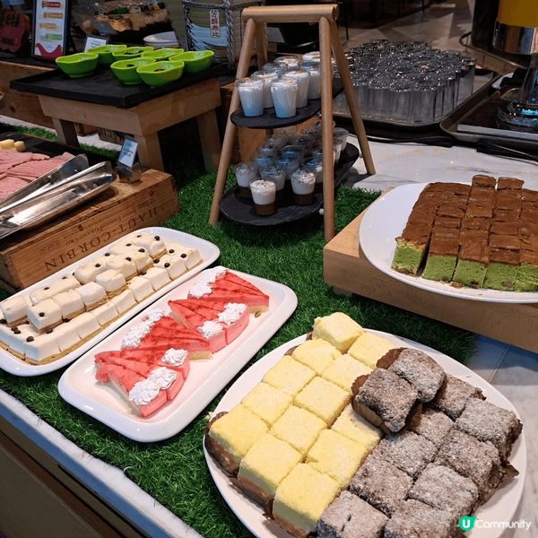 底食自助餐。時間任座。環境清靜。