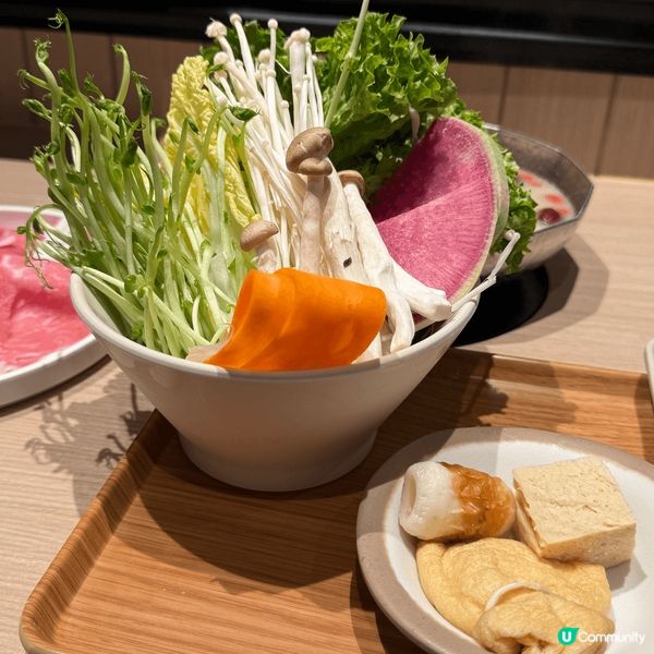 春季打卡好去處，呢期一定要去感受吓啟德體育園零售管，裏面有一...