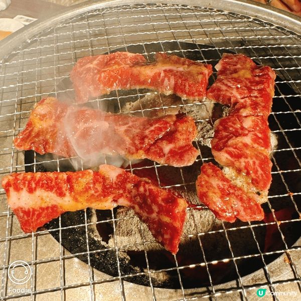 去過新宿幾次，每次經過都好香但每次都因為各種原因無入去