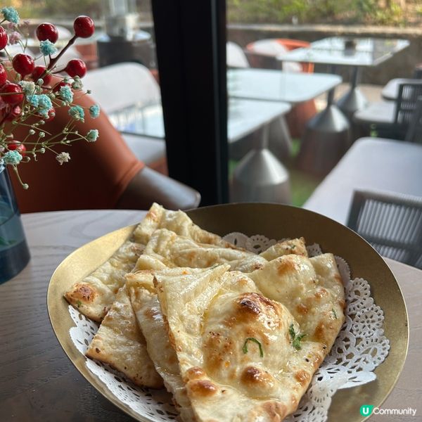 Garlic Naan 