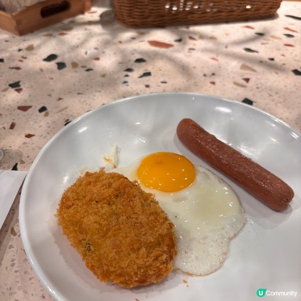 非常抵食又好味嘅早餐!香港難得一見既景象!