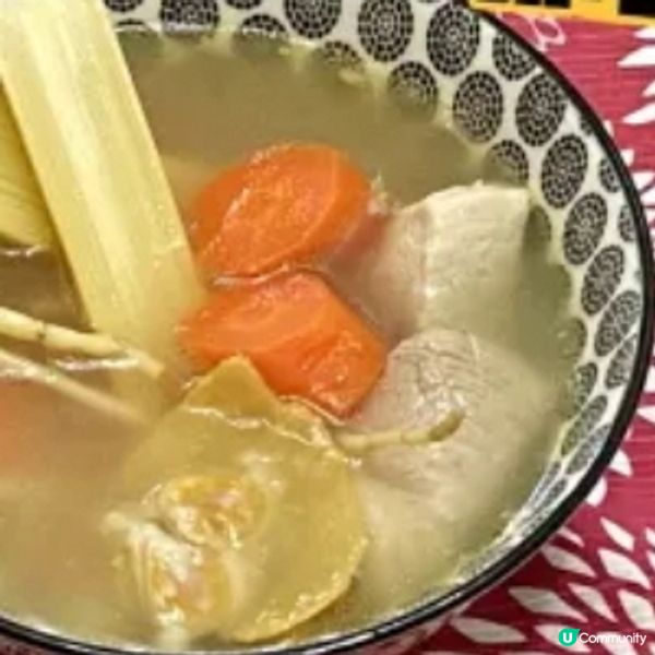 竹蔗茅根金羅漢果湯

