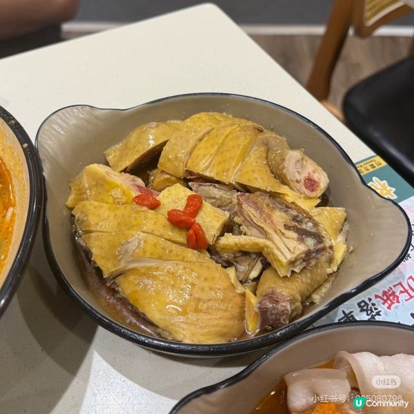 📍奧運 貴緣小鍋米線🌶️ 足料招牌酸辣米線🍜