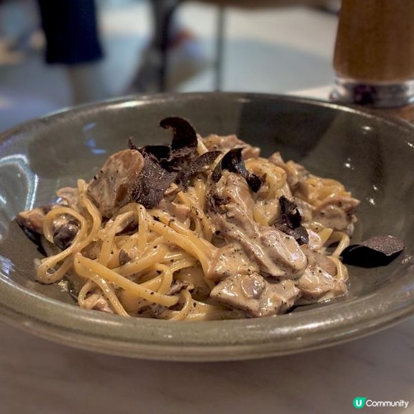 浪漫情調環境ChiL的意式餐廳