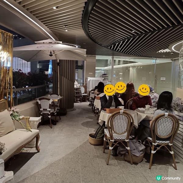 裕民坊打卡餐廳🍽️  
西餐廳裝修靚，食物又好味😋