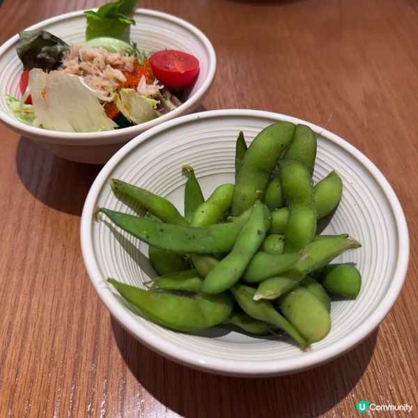 黃豆、黑豆原本都被綠色包著的