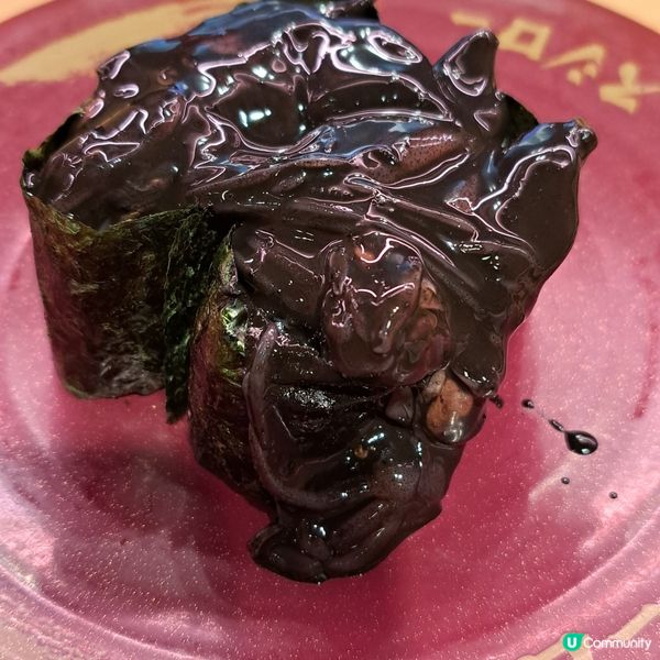 壽司郎品嚐螢光魷魚