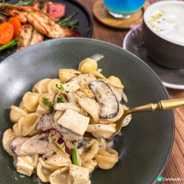 旺角Liberty Coffee & Wine係佐敦開左新分...