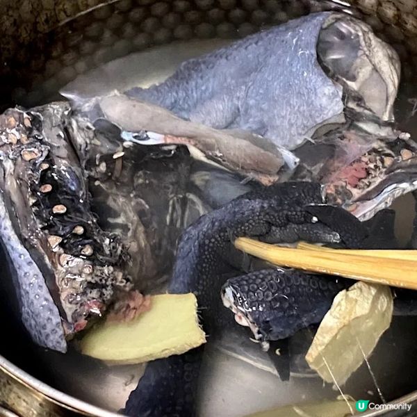 牛蒡蓮子茨實烏雞湯