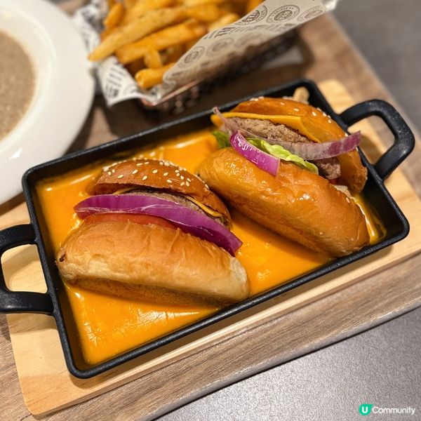 必試鐵板雙重芝士漢堡🍔