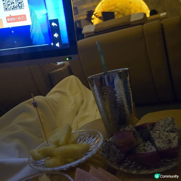 東門無邊際泳池按摩店