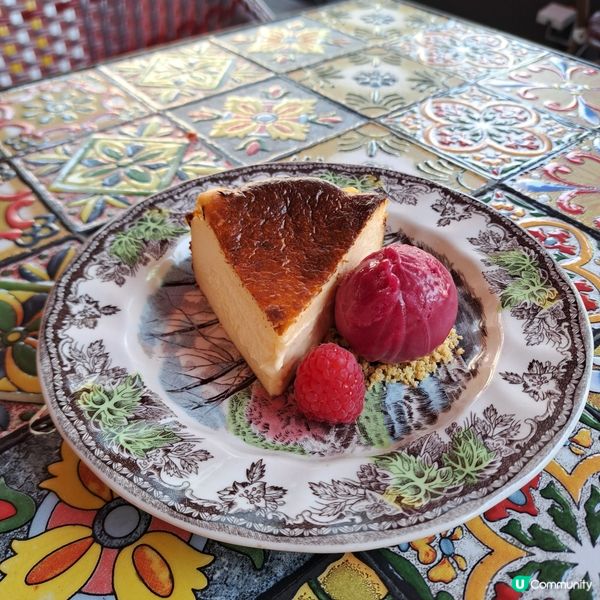 ## 深圳灣體育館隔籬，西班牙風情餐廳 🇪🇸